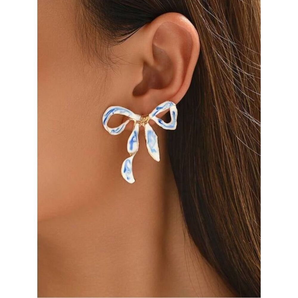Blue & White Bow Drop Earrings - Women Jewelry R 569